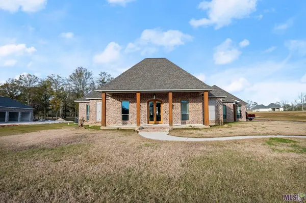 4286 Hidden Pointe Dr, Jackson, LA 70748