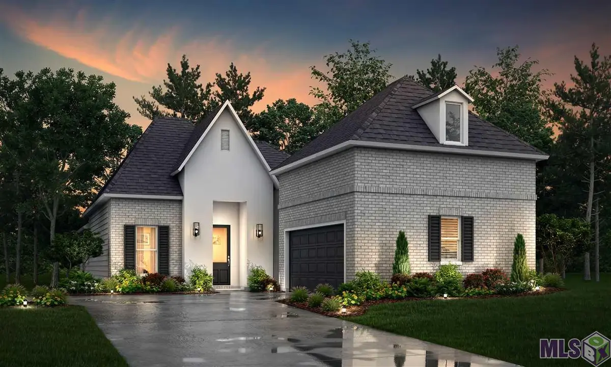 26608 Vanissa Dr, Denham Springs, LA 70826 - #1