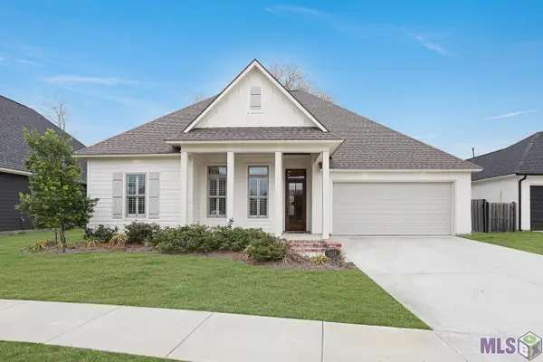 1114 Ivy Ct, Denham Springs, LA 70726