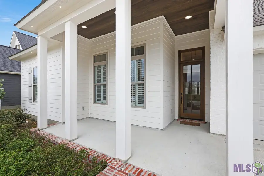 1114 Ivy Ct, Denham Springs, LA 70726 - #2