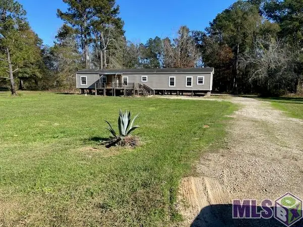 39820 Applewood Dr, Denham Springs, LA 70706