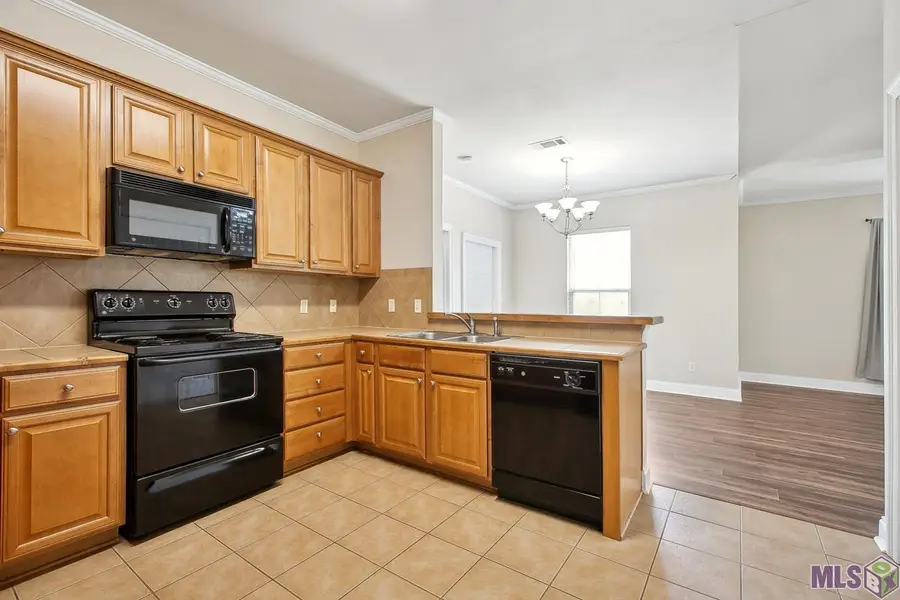 7300 Burbank Dr #31, Baton Rouge, LA 70820 - #2