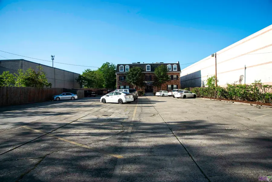 4735 Government St #200, Baton Rouge, LA 70806 - #2