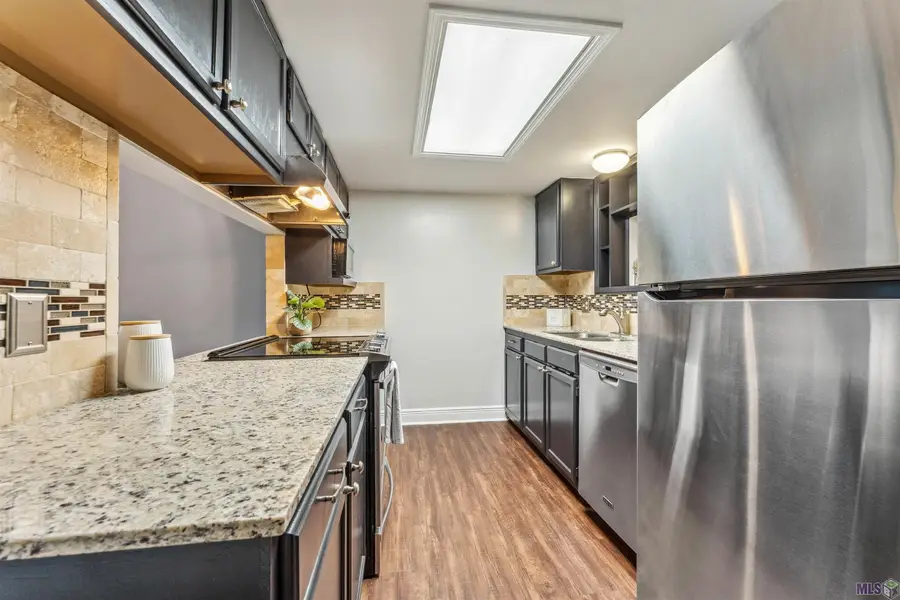 4151 Jefferson Woods Dr, Baton Rouge, LA 70809 - #2