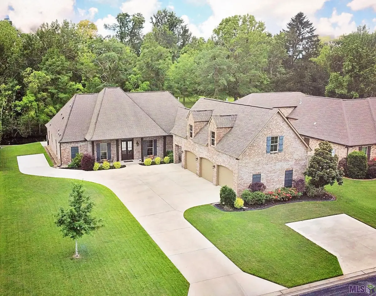 11081 Toria Ln, Saint Amant, LA 70774 - #1