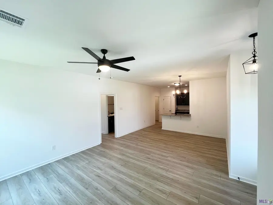 2105 Taylor Dr, Port Allen, LA 70767 - #2