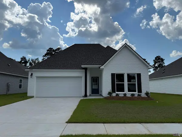 12853 Bay Leaf Dr, Denham Springs, LA 70726