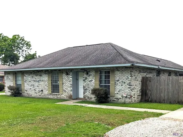 1532 S Sandra Ave, Gonzales, LA 70737