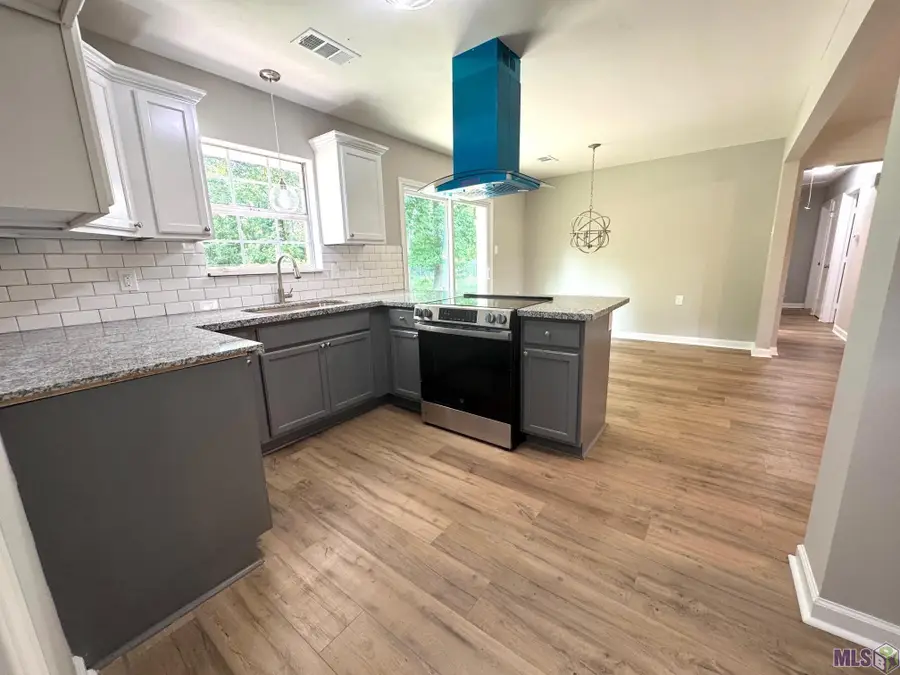 223 Gatebriar St, Baton Rouge, LA 70807 - #2