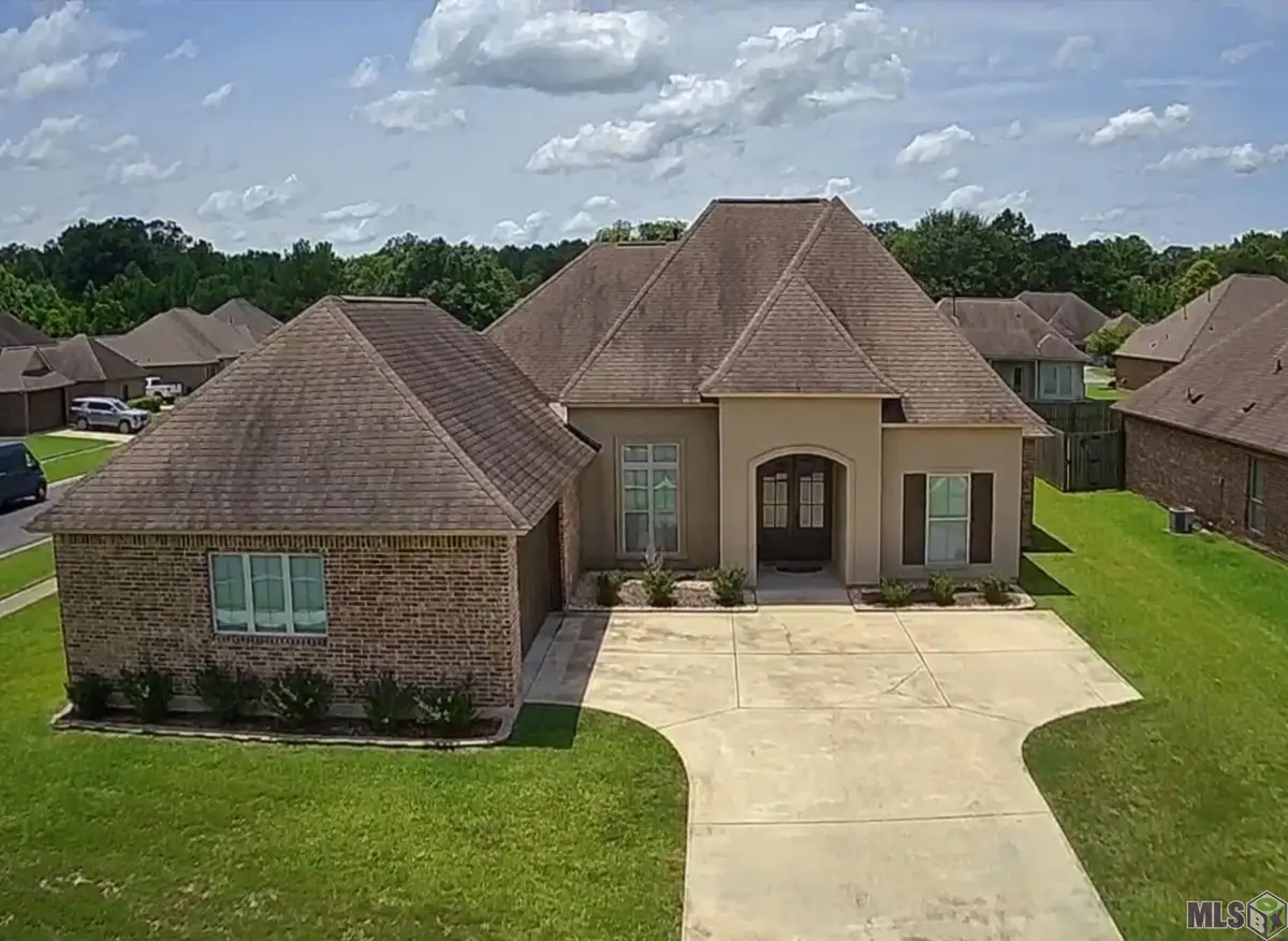 6691 Vista Oaks Ct, Zachary, LA 70791 - #1