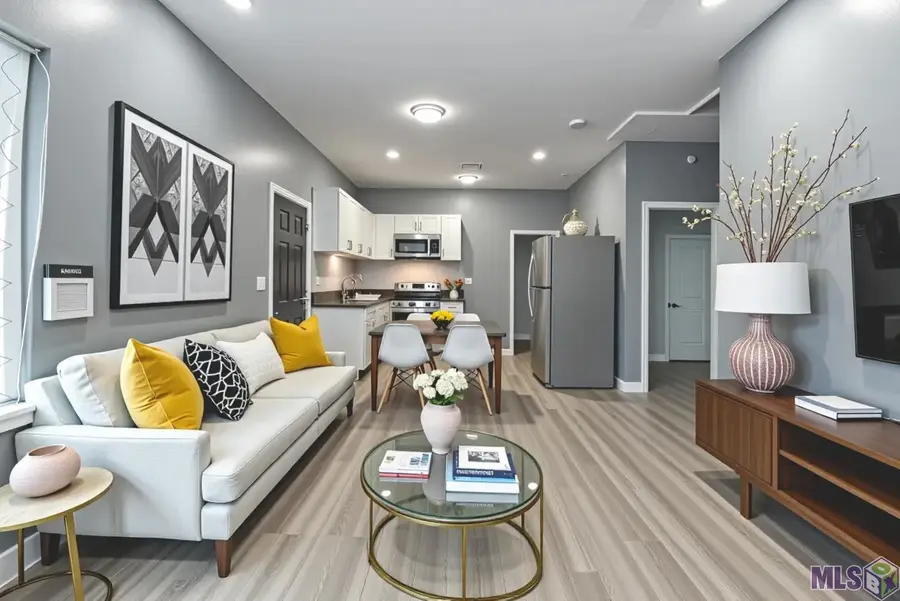 272 W Harrison St, Baton Rouge, LA 70802 - #2