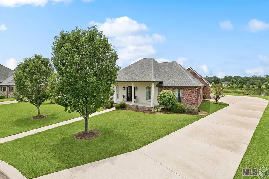 11177 Toria Ln, Saint Amant, LA 70774 - #2