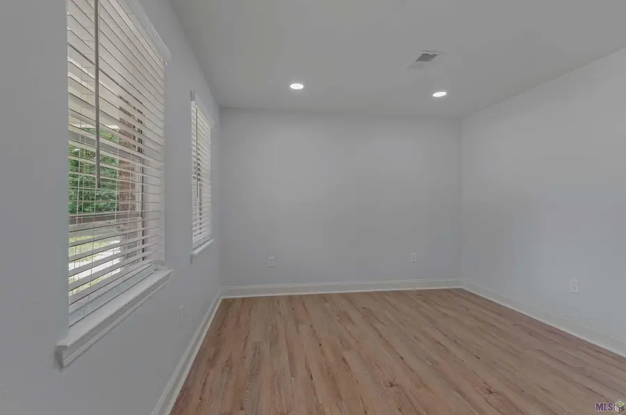 5837 Denova St, Baton Rouge, LA 70812 - #3