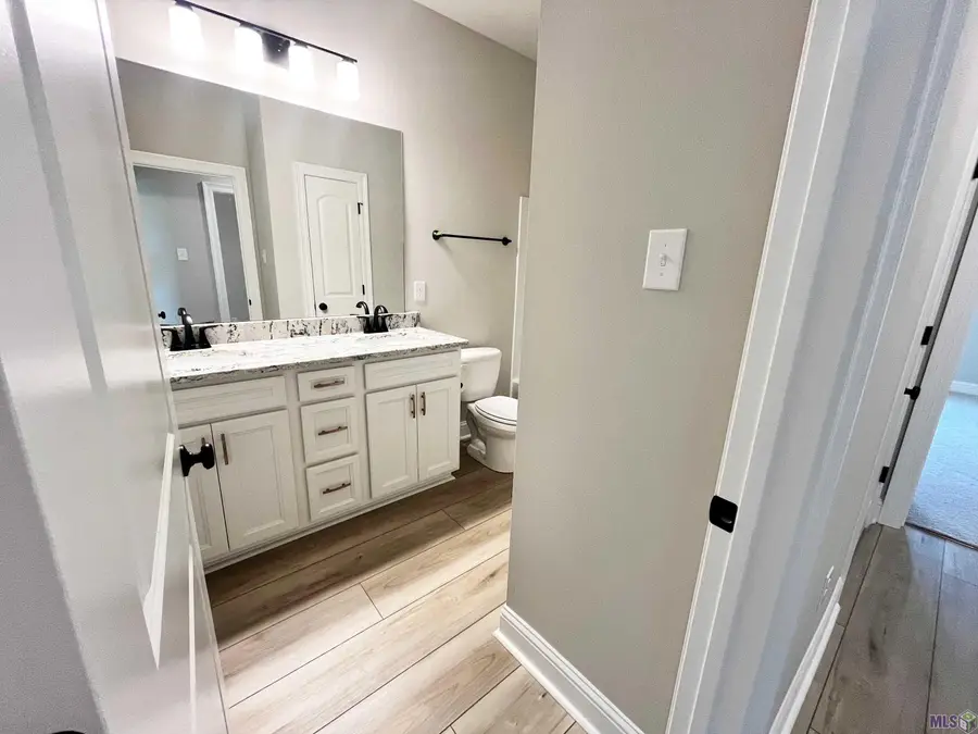 8862 Lyndanne Drive, Denham Springs, LA 70726 - #3