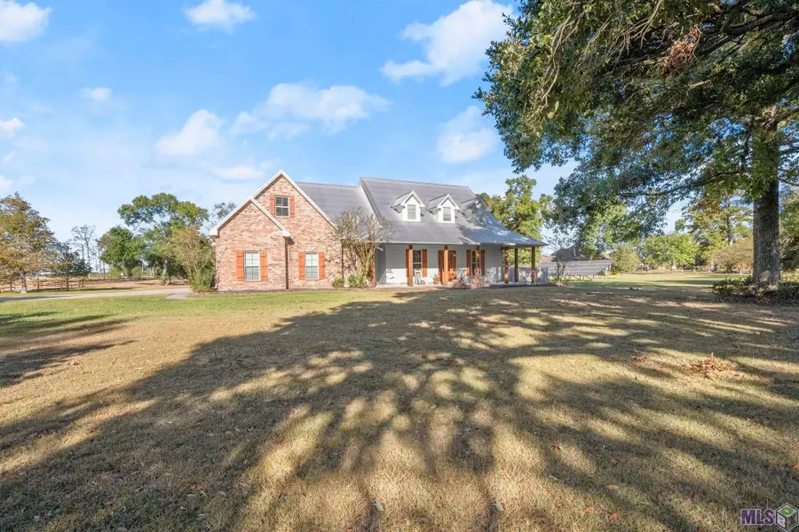 32 Archery Dr, Denham Springs, LA 70706 - #3