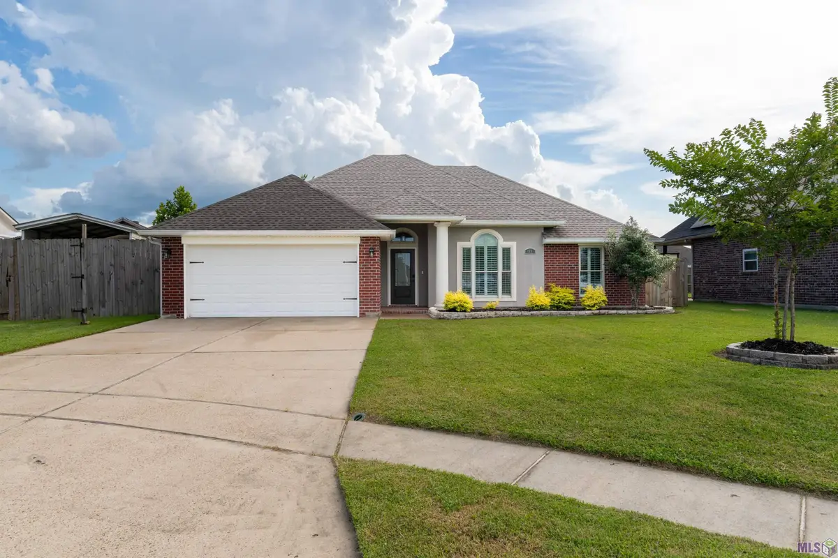 123 Chartres Court, Laplace, LA 70068 - #1