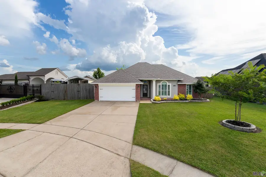 123 Chartres Court, Laplace, LA 70068 - #3