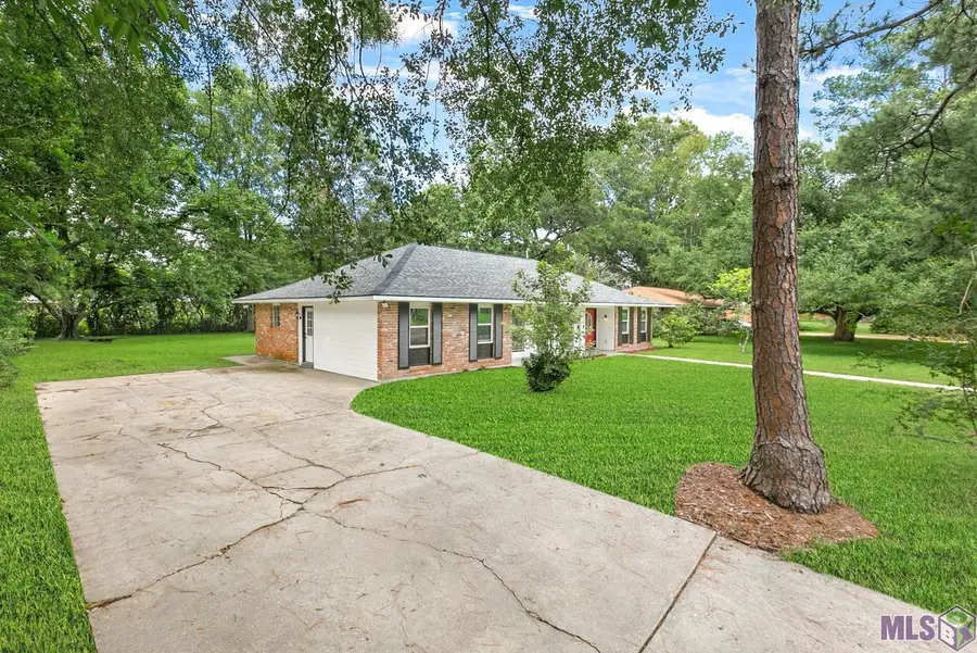 11227 Glenhaven Dr, Baton Rouge, LA 70815 - #2