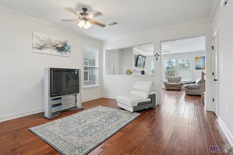 13737 Stone Gate Dr, Baton Rouge, LA 70816 - #3