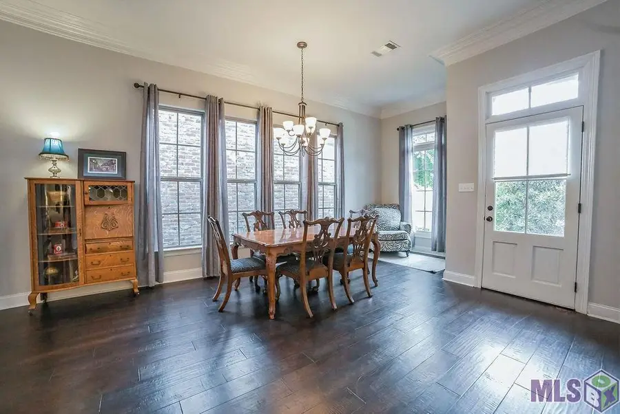 2934 Cresthaven Ave, Baton Rouge, LA 70810 - #2