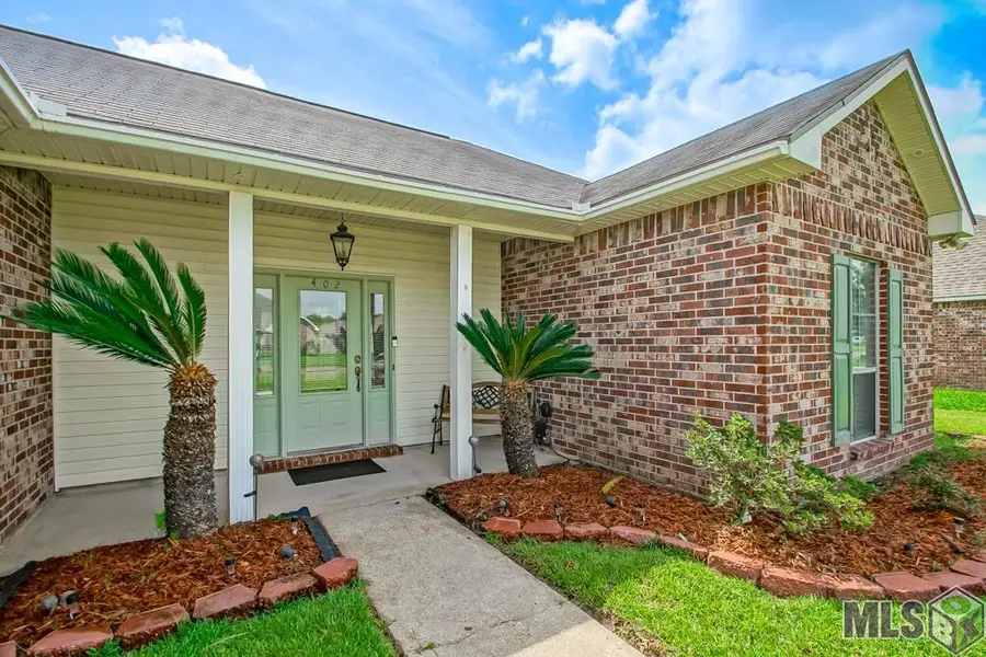 402 Melissa Dr, Port Allen, LA 70767 - #3