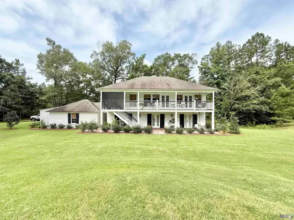 5946 Rosedown Place, St. Francisville, LA 70775