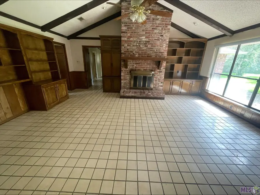6428 Chippendale Dr, Baton Rouge, LA 70817 - #3