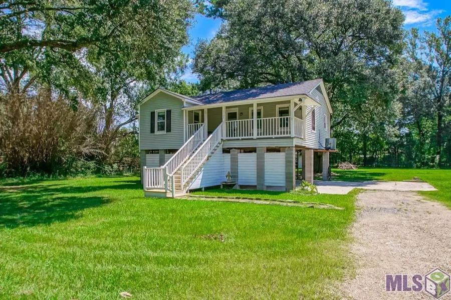 1380 Benton Ln, Denham Springs, LA 70726 - #2