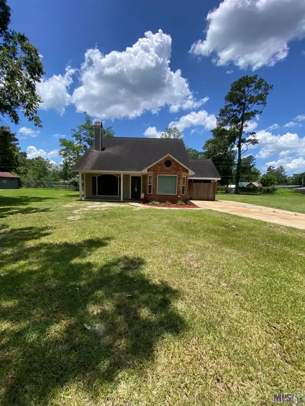 7420 Linda Lee Dr, Denham Springs, LA 70706