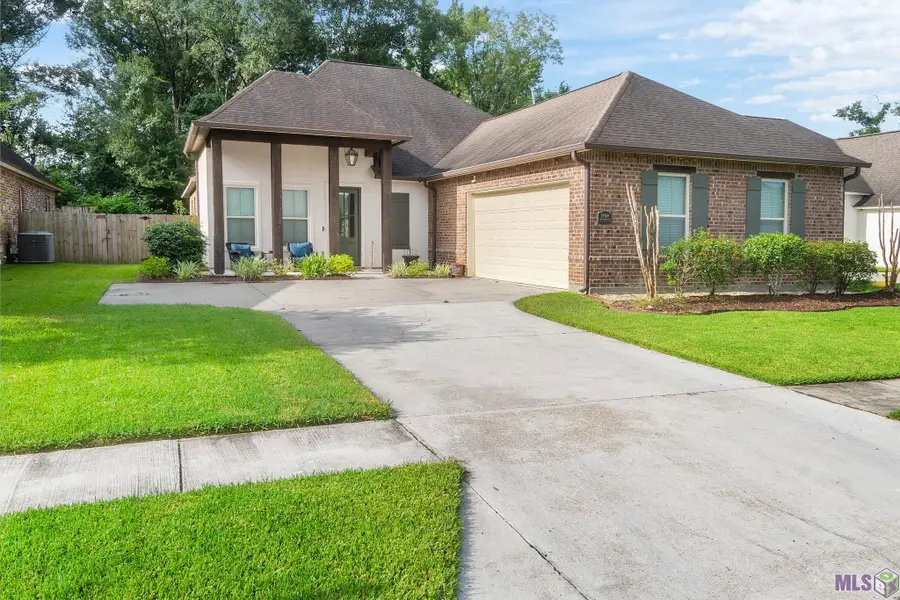 39169 Water Oak Ave, Prairieville, LA 70769 - #2