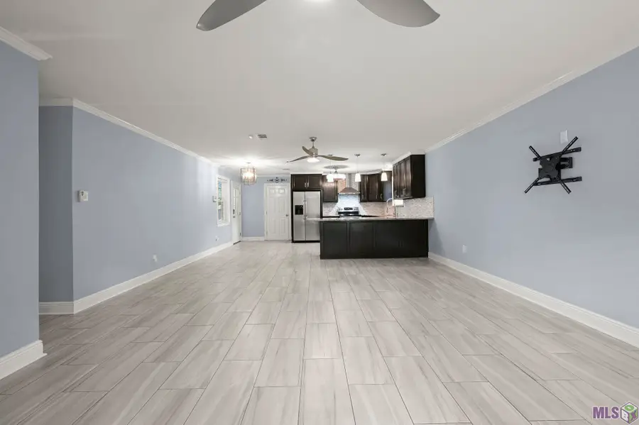 9168 Shadow Bluff Ave, Denham Springs, LA 70726 - #3