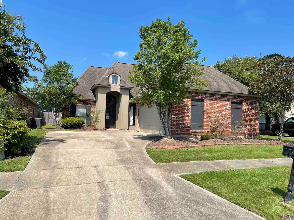 30791 La Madeline Ct, Denham Springs, LA 70726 - #1