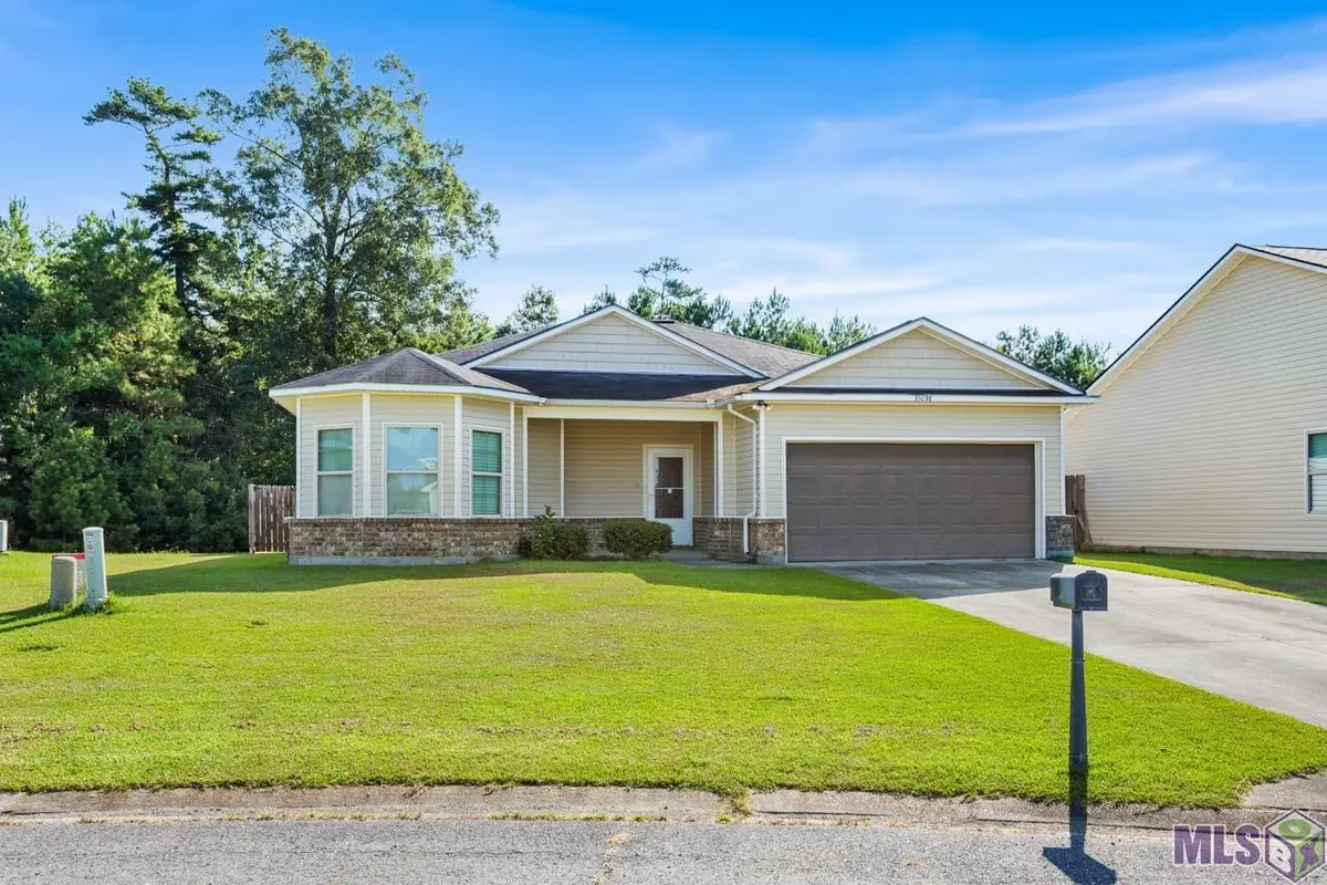 35096 Madisonville Dr, Denham Springs, LA 70706 - #1
