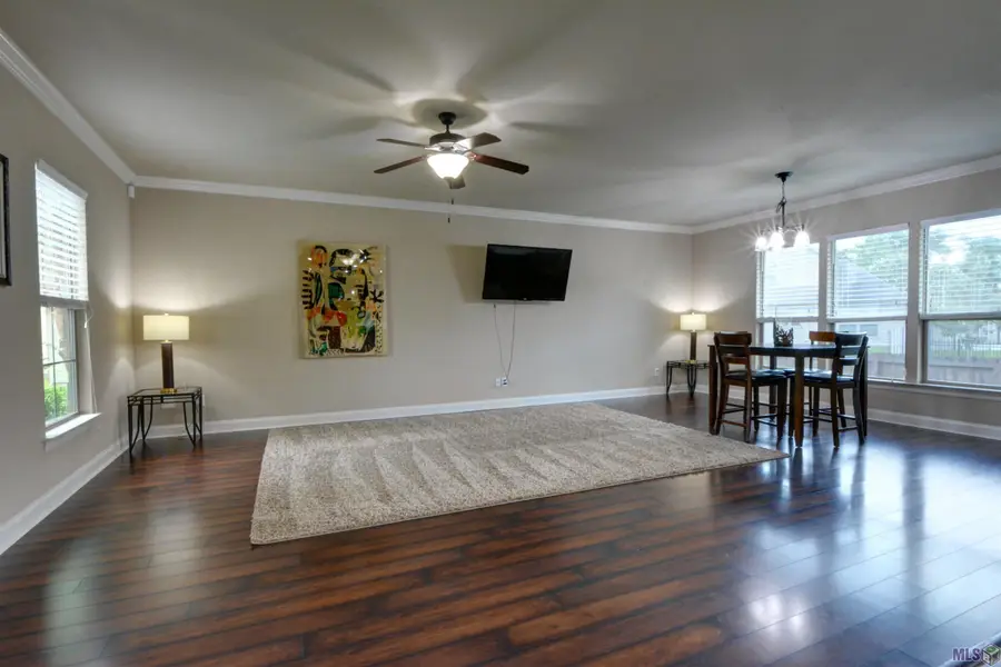 10727 Grace Ln, Baton Rouge, LA 70817 - #2