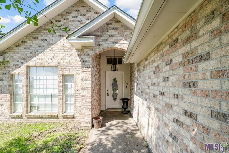 36 Moss Dr, Laplace, LA 70068 - #2