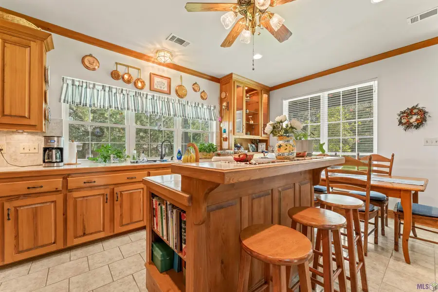 10626 Camelot Sq, Saint Francisville, LA 70775 - #2