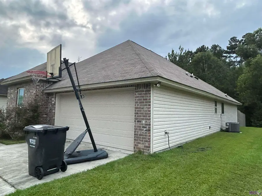 17795 H S Brignac Dr, French Settlement, LA 70733 - #2