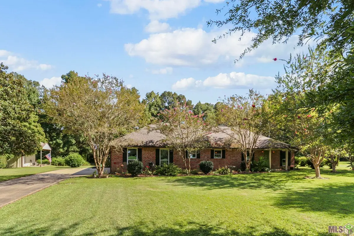 11335 Pepper Dr, Saint Francisville, LA 70775 - #1