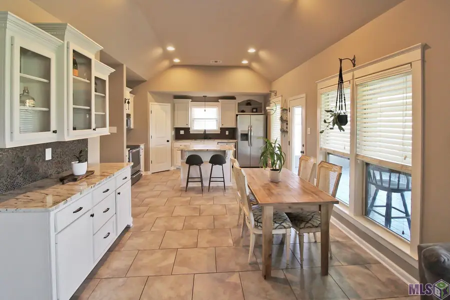 9217 Cypress Lake Ave, Denham Springs, LA 70726 - #3