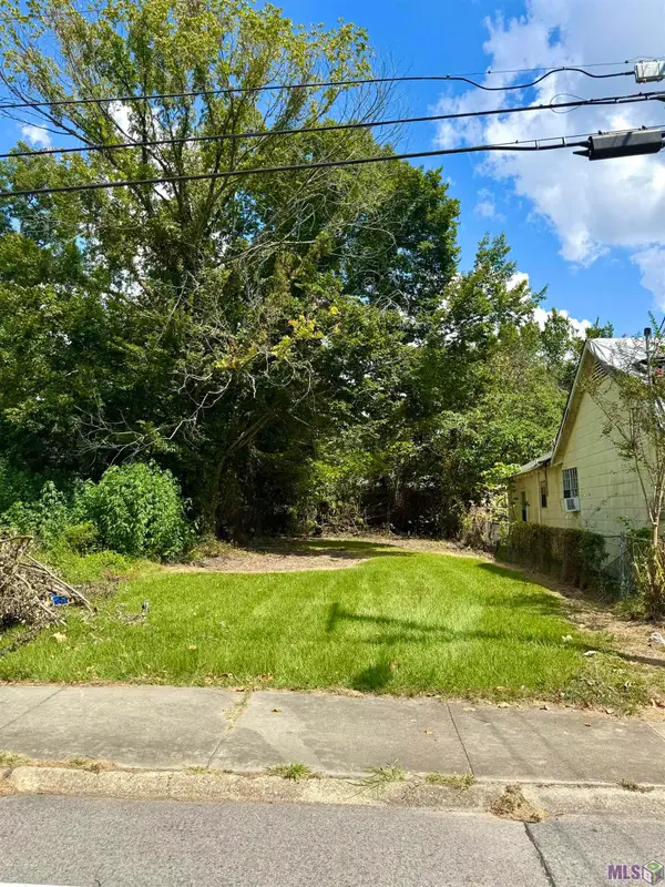 768 N Acadian Thwy, Baton Rouge, LA 70815