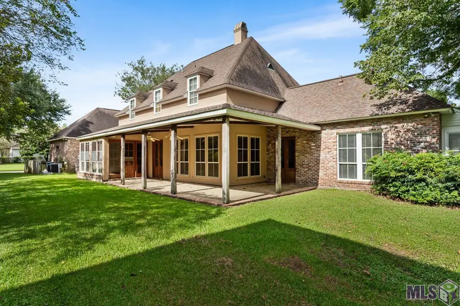 510 Hidden Lake Ct, Oak Hills Place, LA 70810 - #2