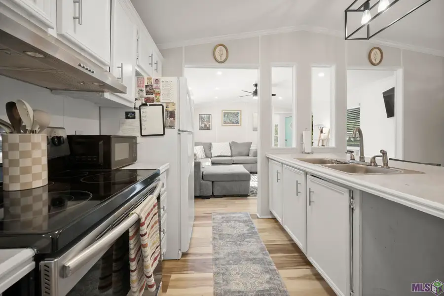 26830 Kelli Dr, Denham Springs, LA 70726 - #3