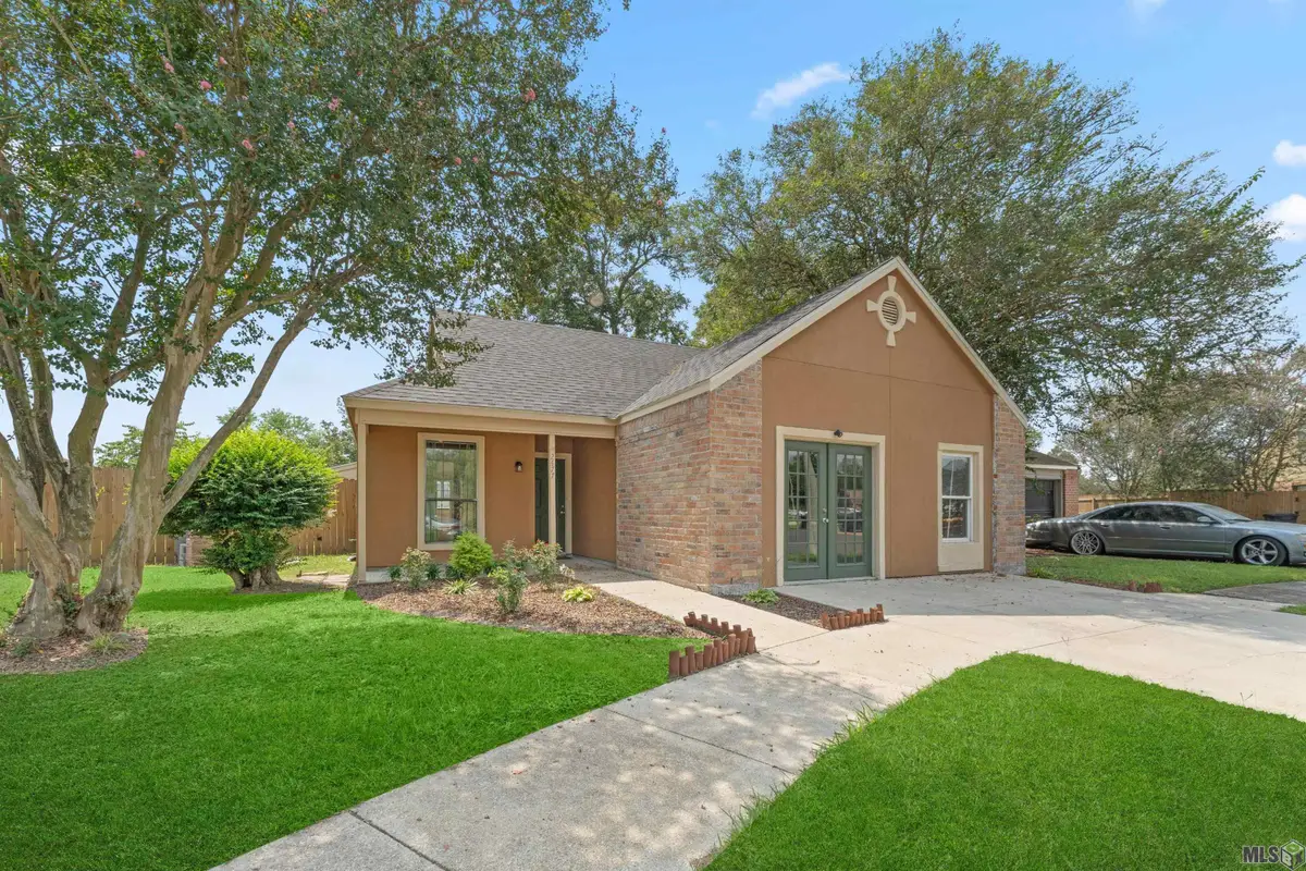 2477 Creekside Dr, Baton Rouge, LA 70810 - #1