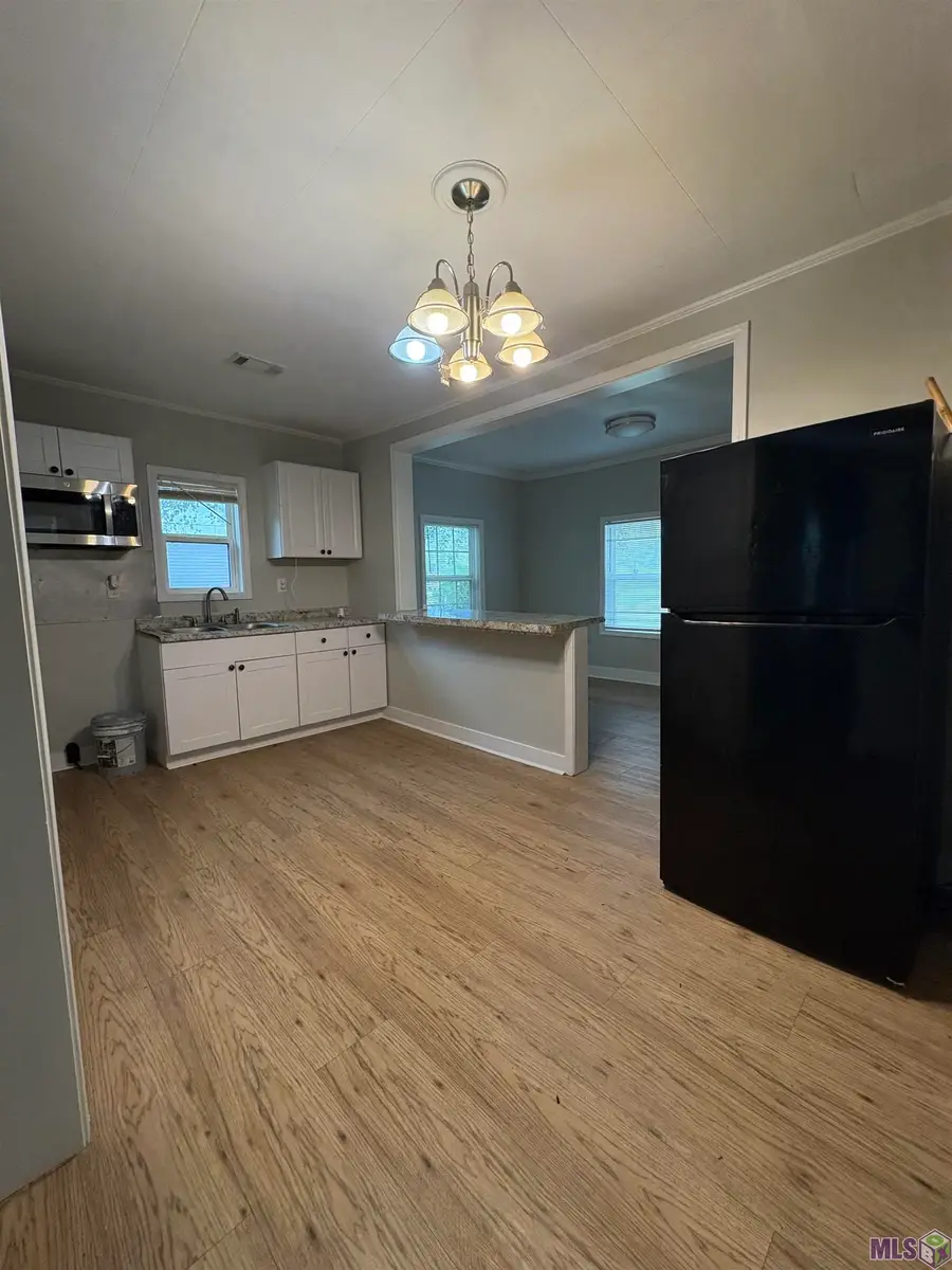 235 S Sammy Ave, Gonzales, LA 70737 - #3