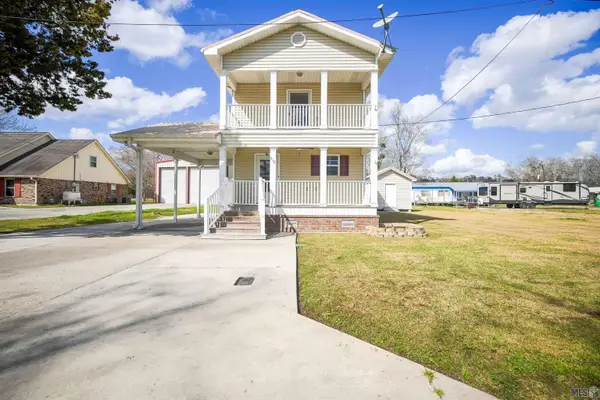 912 Bayou Dr, Pierre Part, LA 70339