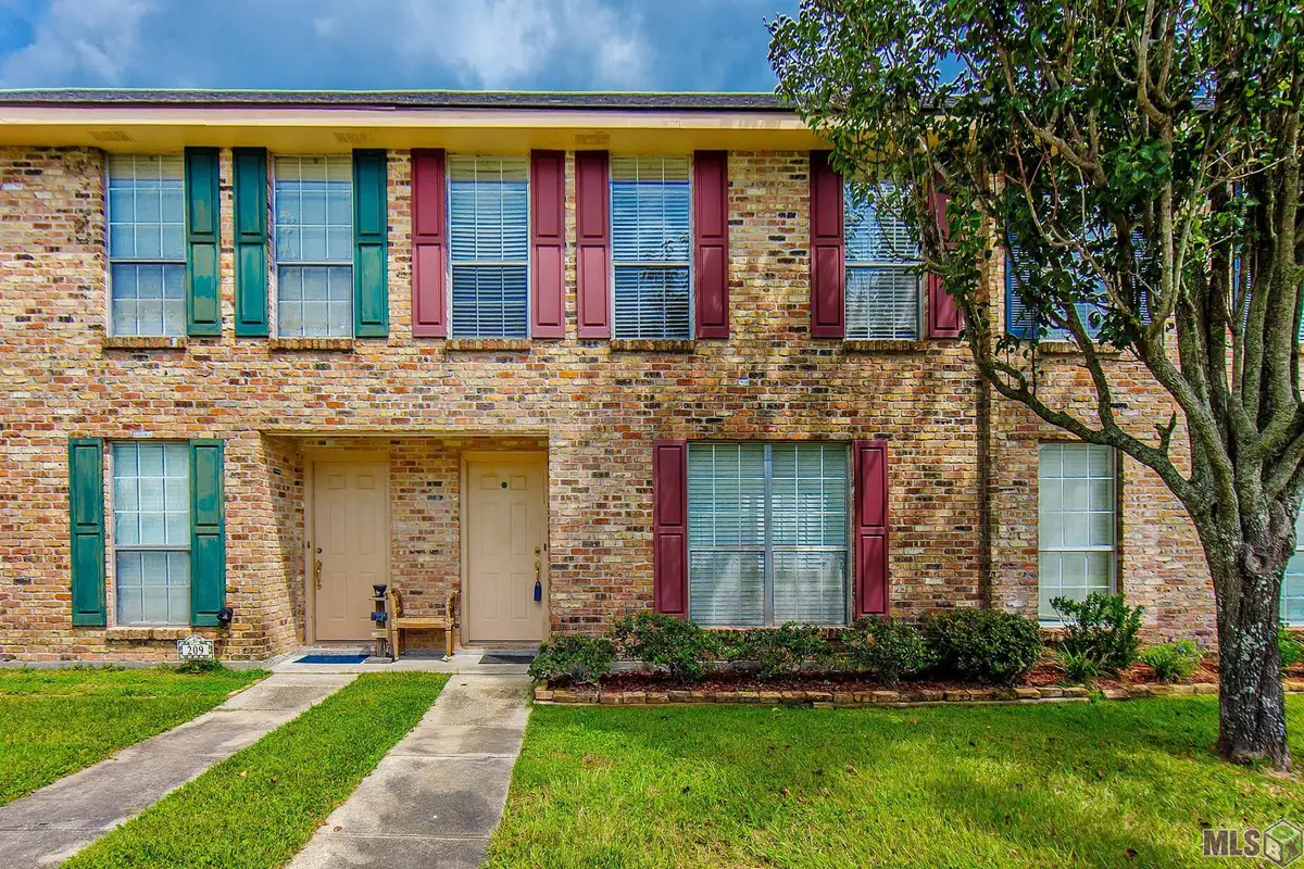 211 Greenbriar, Houma, LA 70364 - #1