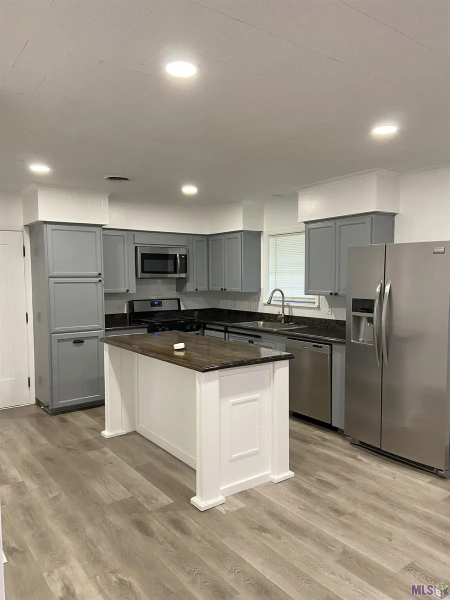 204 Tiger Dr, Thibodaux, LA 70301 - #2