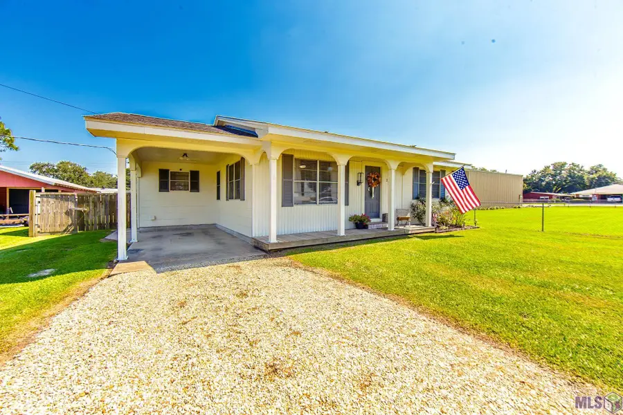 221 Cherry St, Labadieville, LA 70372 - #2
