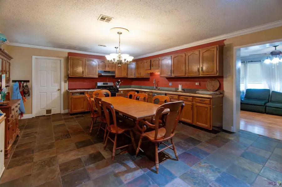 205 Harding Dr, Houma, LA 70364 - #3