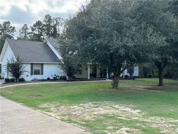 843 Robinson Bridge Road, Woodworth, LA 71485